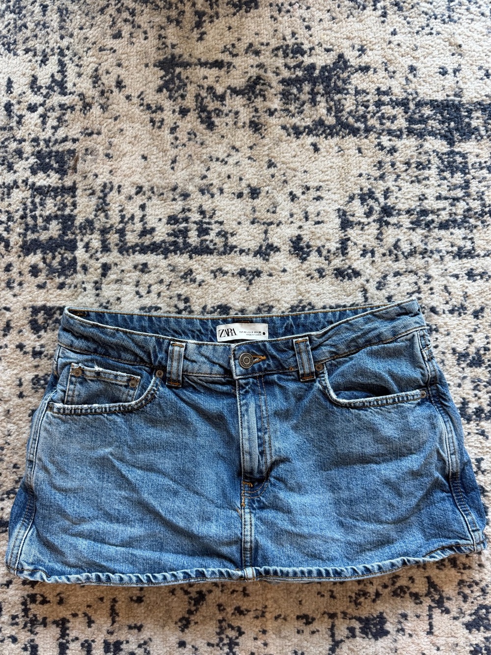 ZARA Blue Denim Mini Skirt with Classic Five-Pocket Design